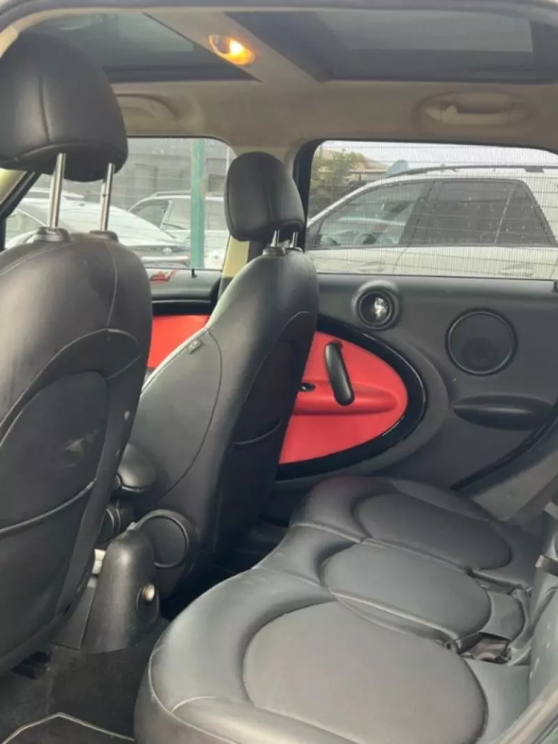 MINI Cooper   - 2012