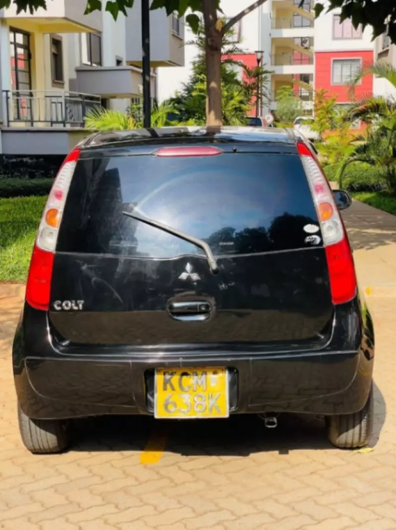 Mitsubishi Colt   - 2010