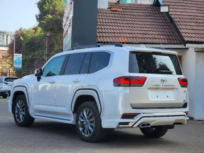 Toyota Landcruiser ZX