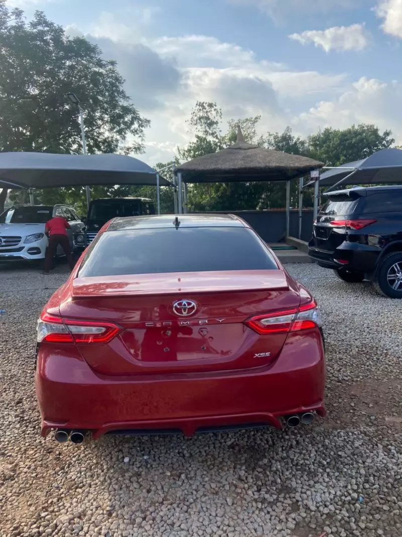 Toyota Camry   - 2019