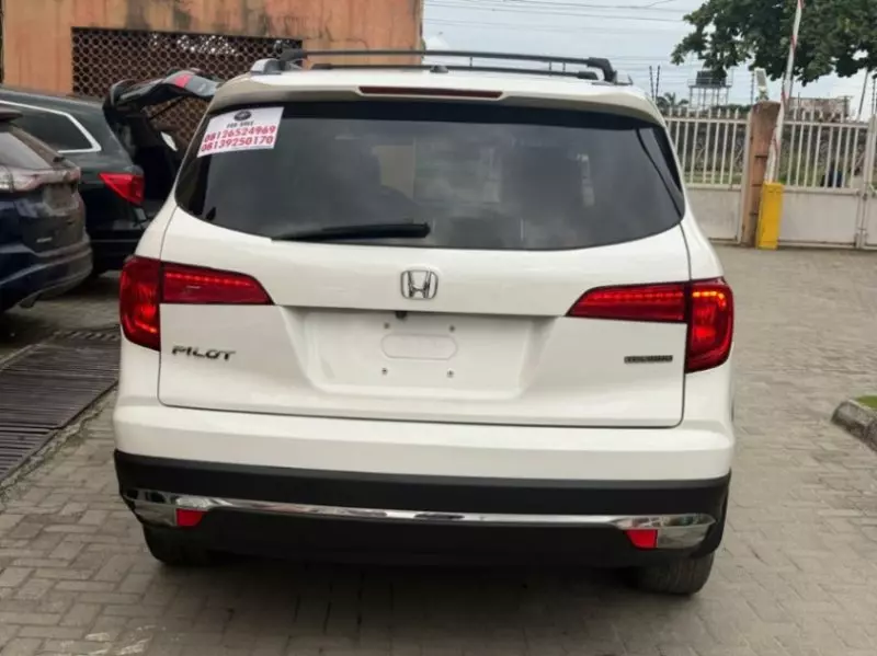 Honda Pilot   - 2016