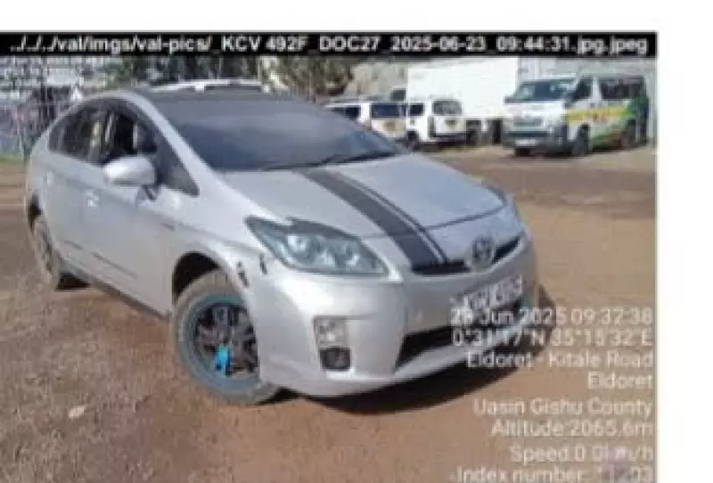 Toyota Prius   - 2012