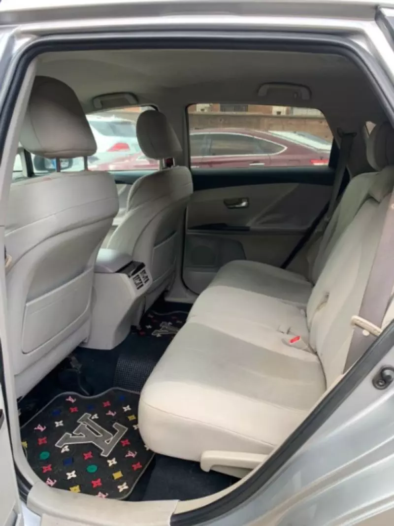 Toyota Venza   - 2010
