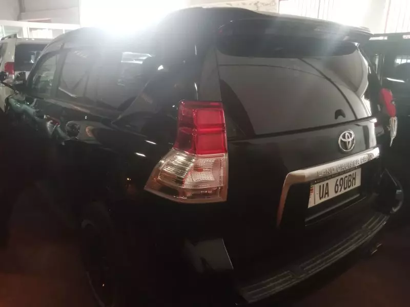 Toyota Landcruiser Prado   - 2010