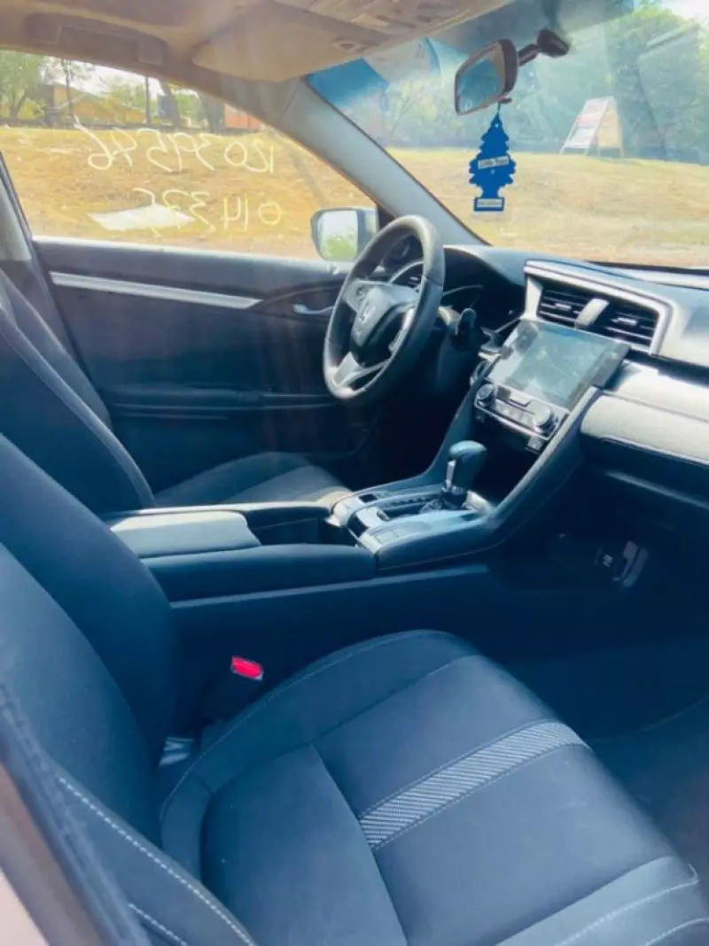 Honda Civic   - 2016