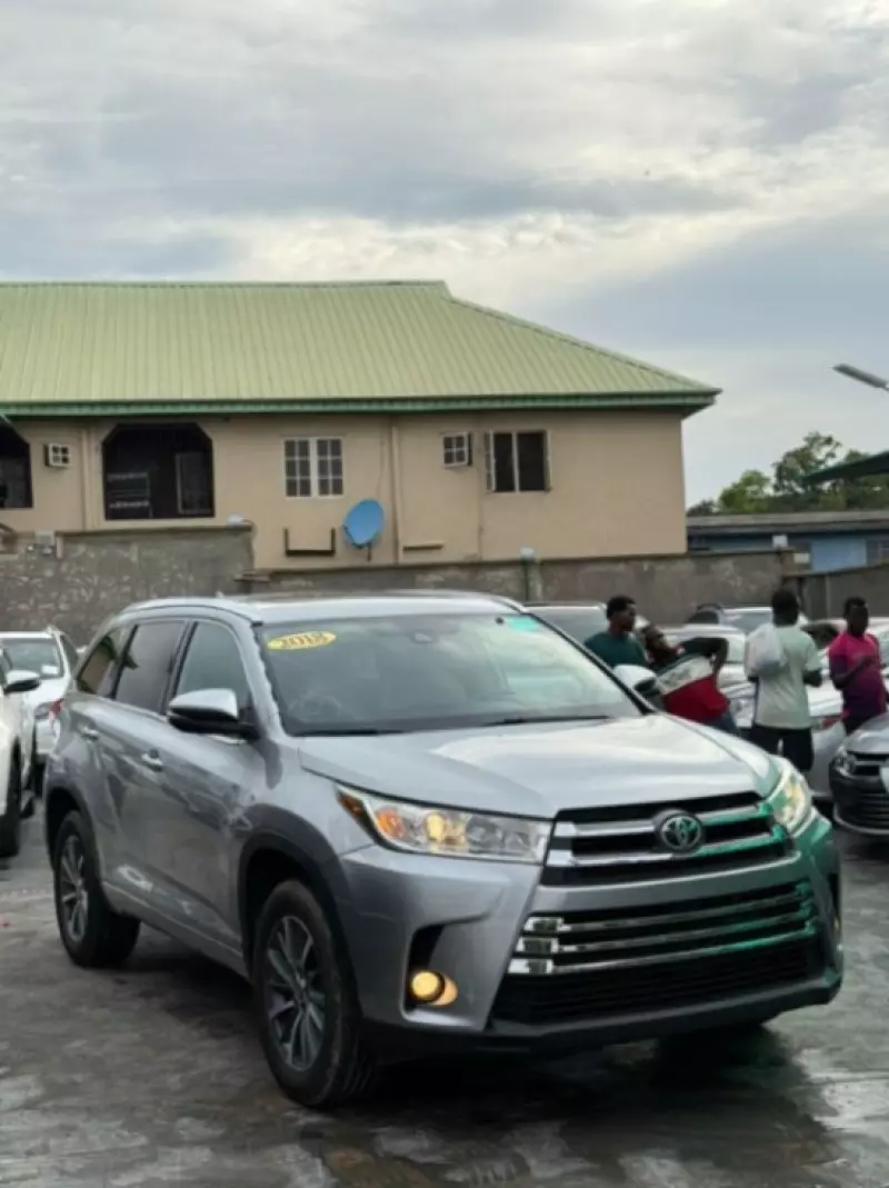 Toyota Highlander   - 2018