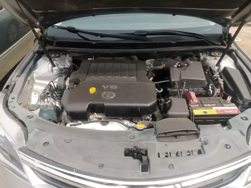 Toyota Avalon   - 2015