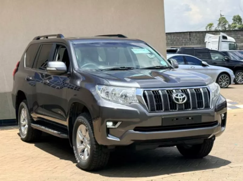 Toyota Land Cruiser VX   - 2018