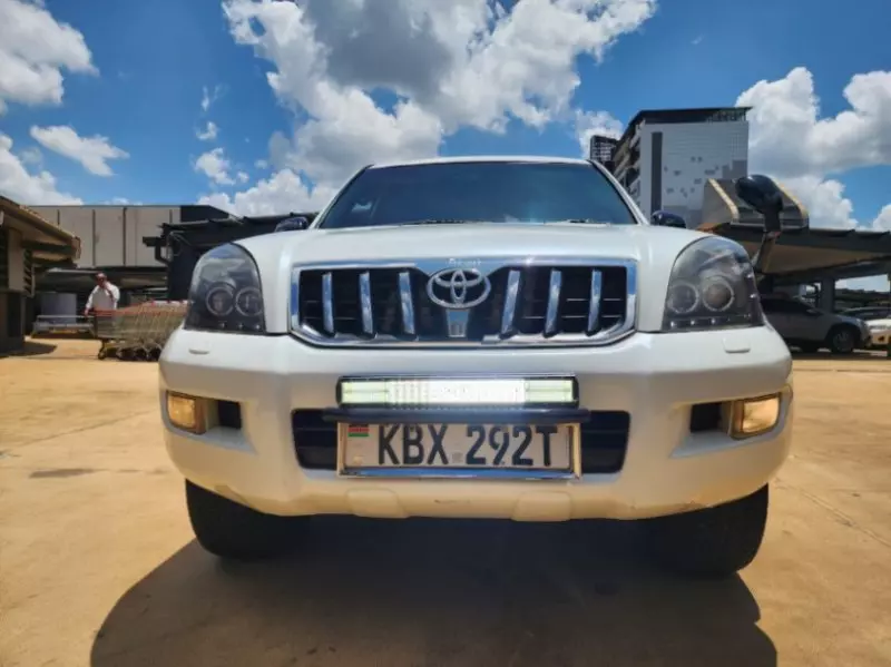 Toyota Land Cruiser - 2006