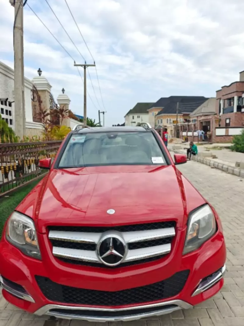 Mercedes-Benz GLK 350   - 2014