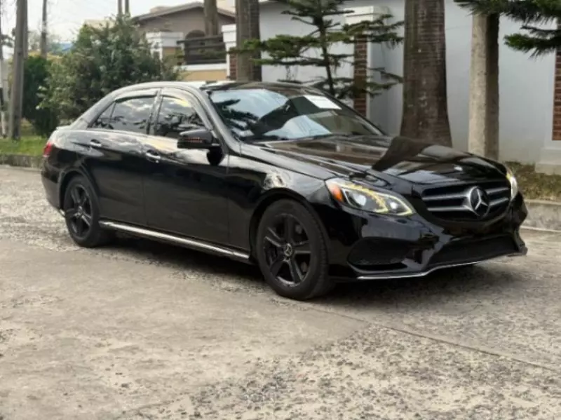 Mercedes-Benz E350   - 2014