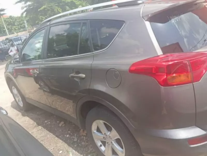 Toyota Rav4   - 2014
