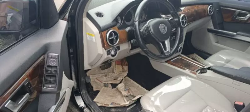 Mercedes-Benz GLK 350   - 2013