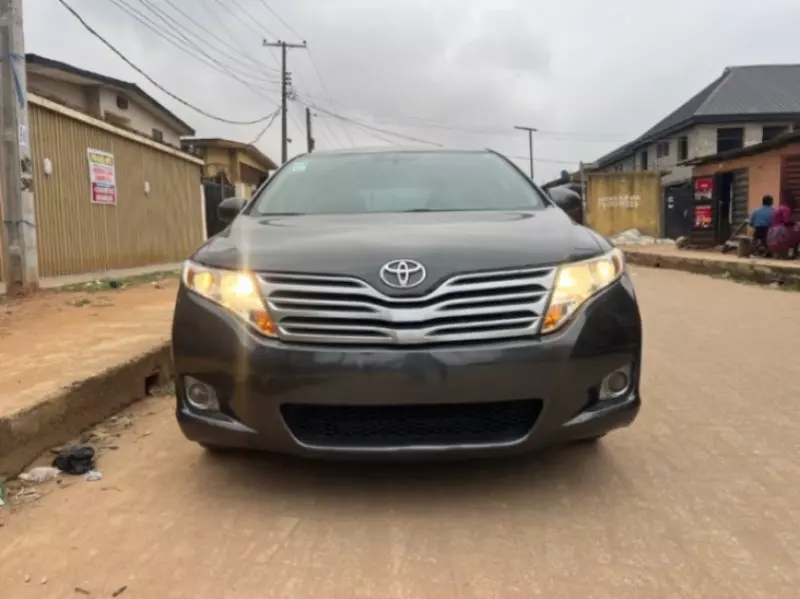 Toyota Venza   - 2010