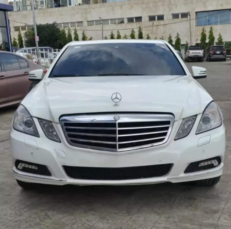 Mercedes-Benz E350