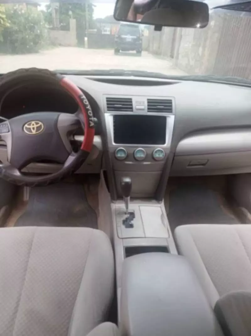 Toyota Camry   - 2007