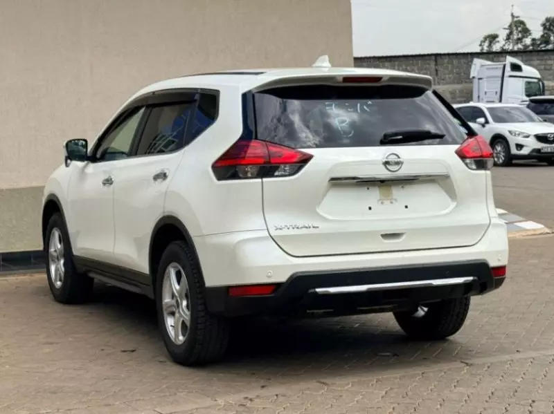 Nissan X-Trail   - 2018