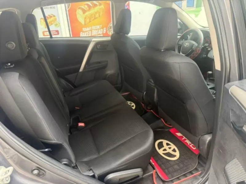 Toyota RAV4   - 2014