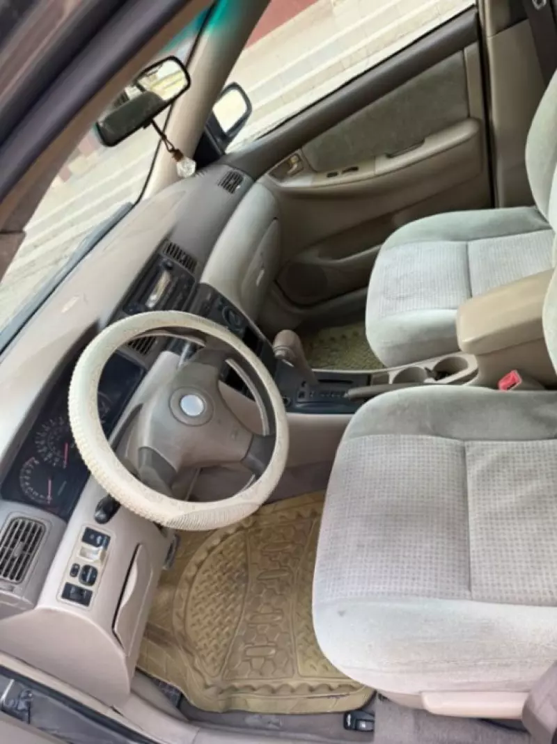 Toyota Corolla   - 2013