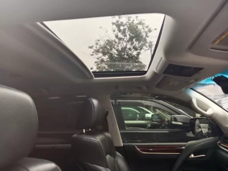 Lexus LX 570   - 2016