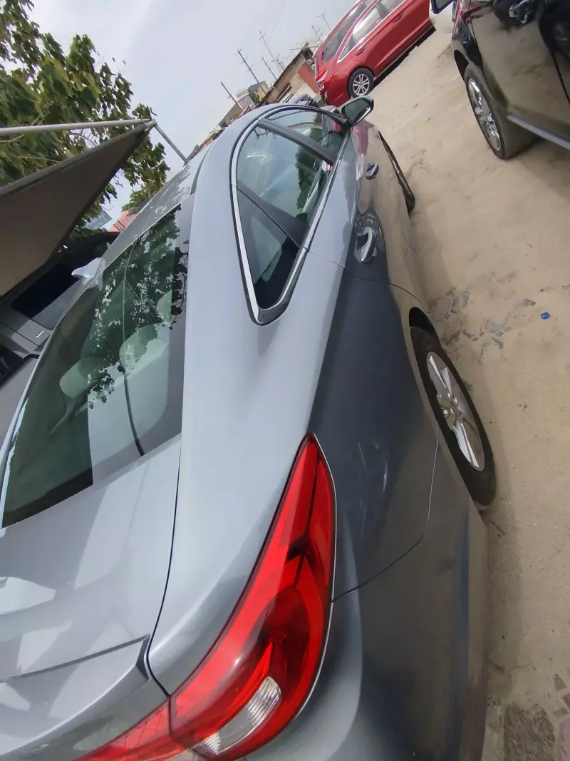 Hyundai Sonata   - 2017