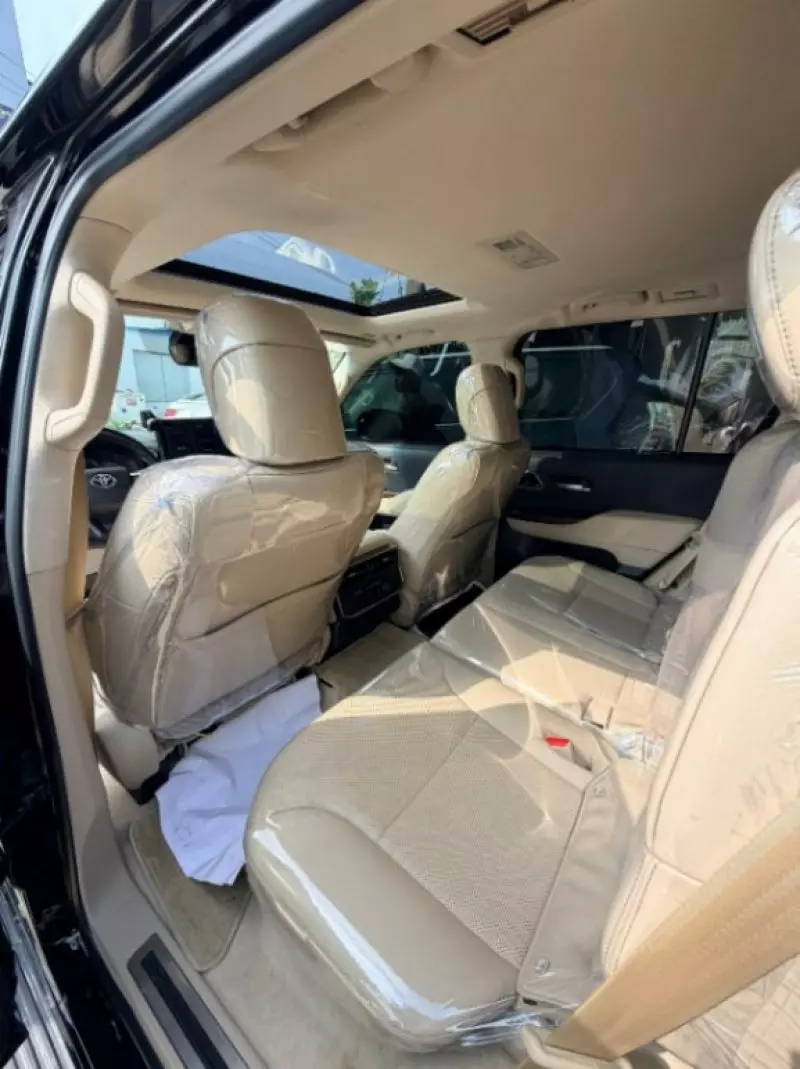 Toyota Land Cruiser GXR