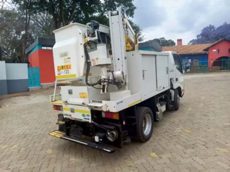 Toyota Dyna   - 2018