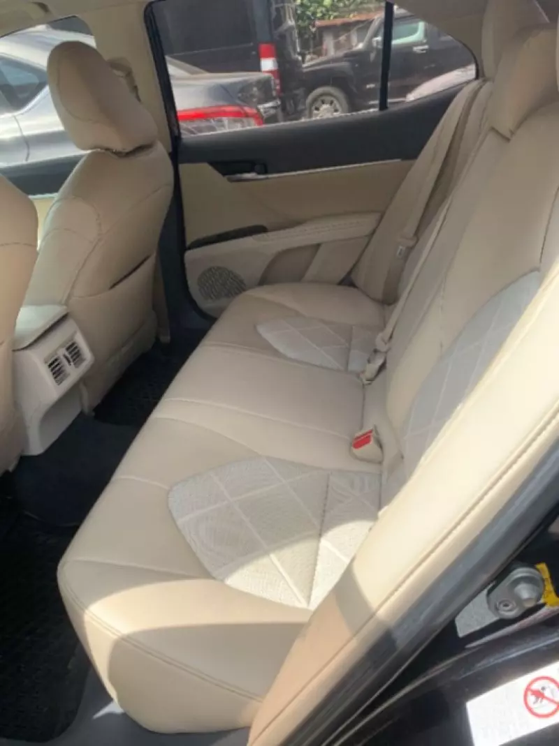 Toyota Camry   - 2019