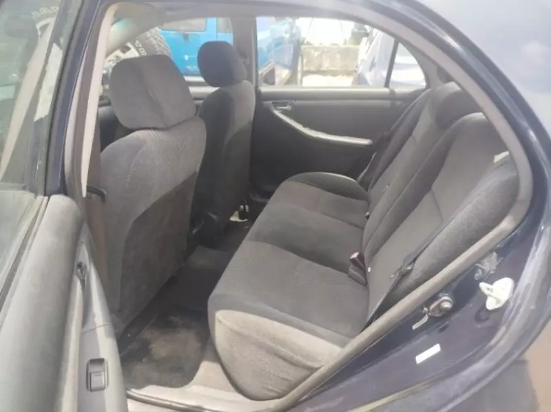 Toyota Corolla   - 2005