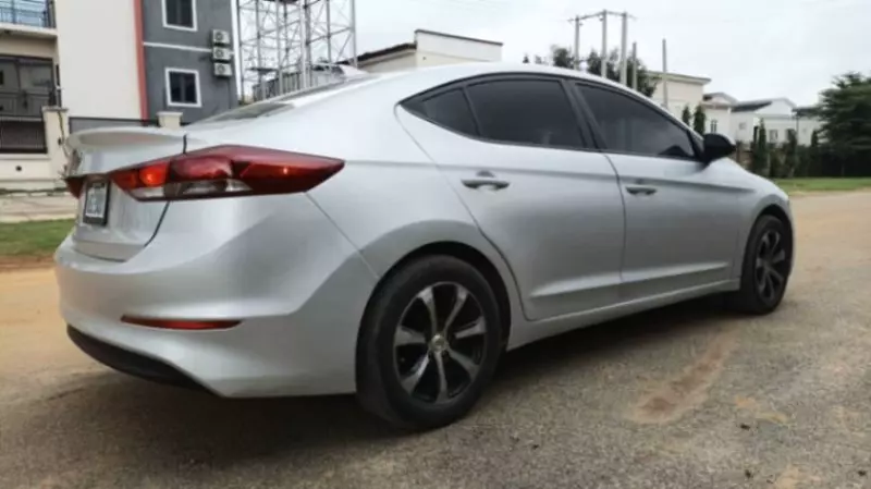 Hyundai Elantra   - 2017