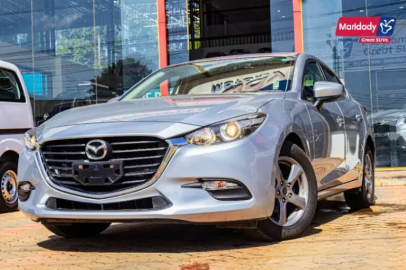Mazda Axela    - 2018
