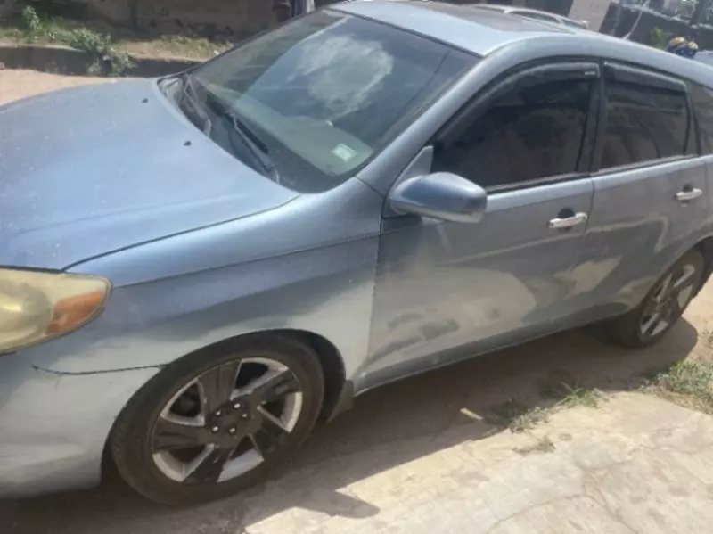 Toyota Corolla Matrix   - 2004