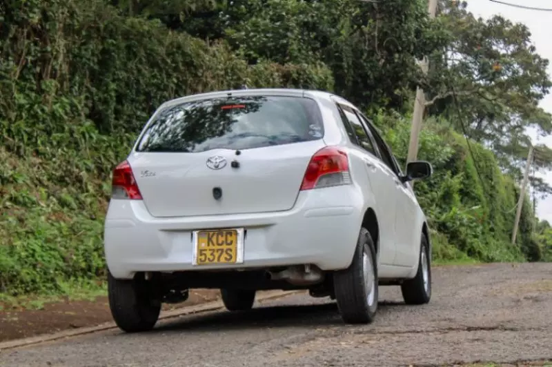 Toyota Vitz   - 2008