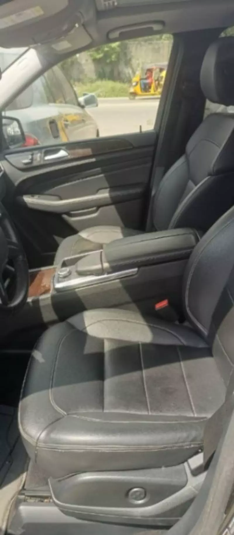 Mercedes-Benz ML-Class   - 2013