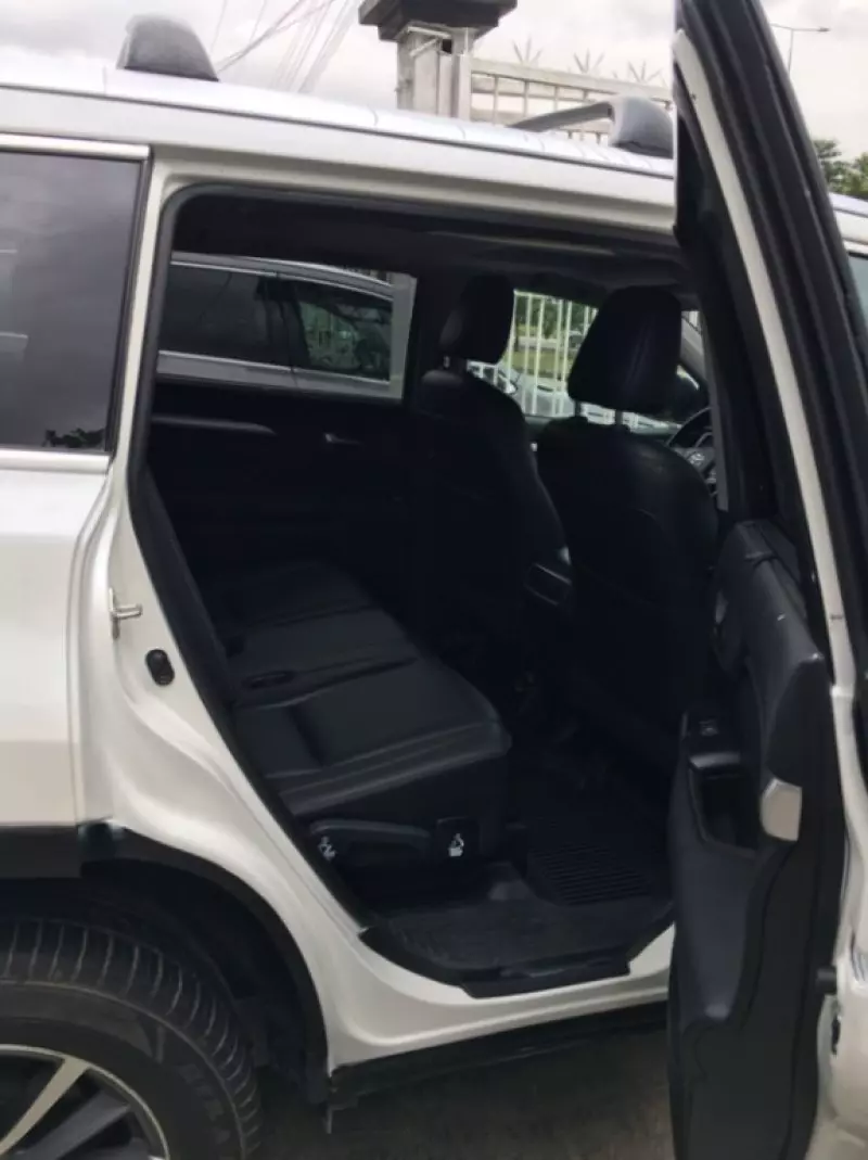 Toyota Highlander   - 2019