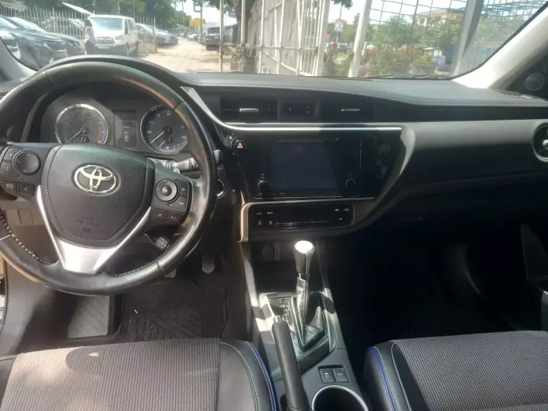 Toyota Corolla   - 2019