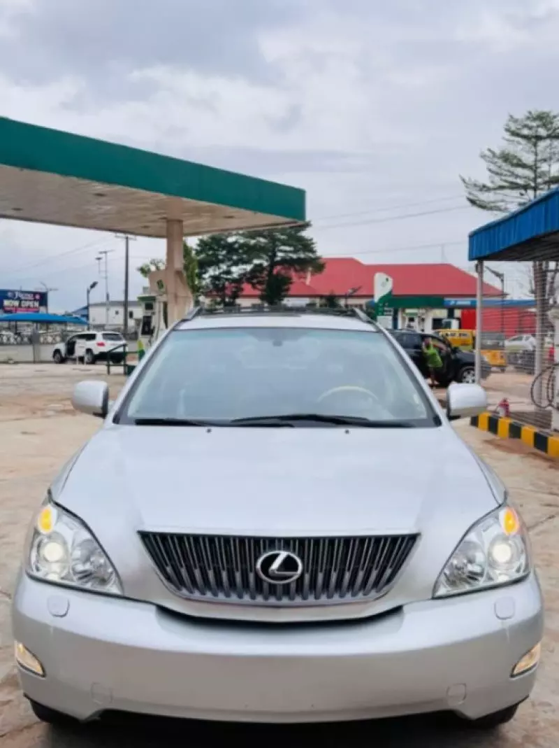 Lexus RX   - 2009