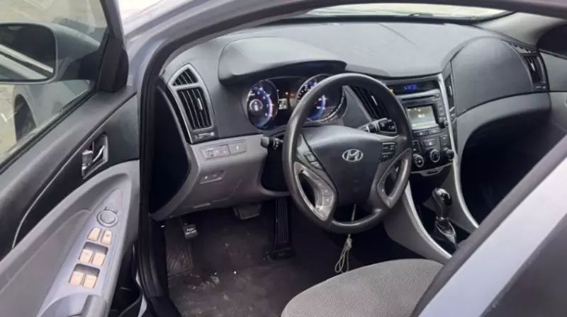 Hyundai Sonata   - 2014