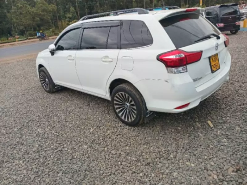 Toyota Corolla   - 2013