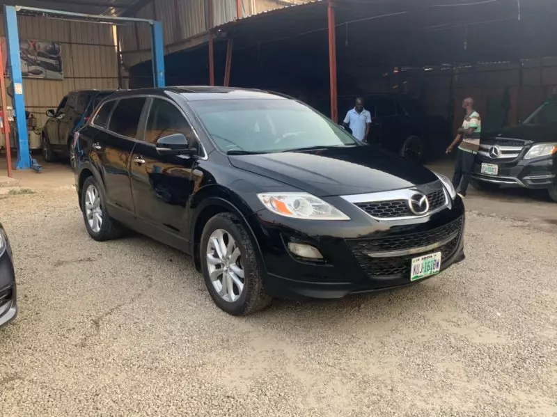 Mazda CX-9   - 2011
