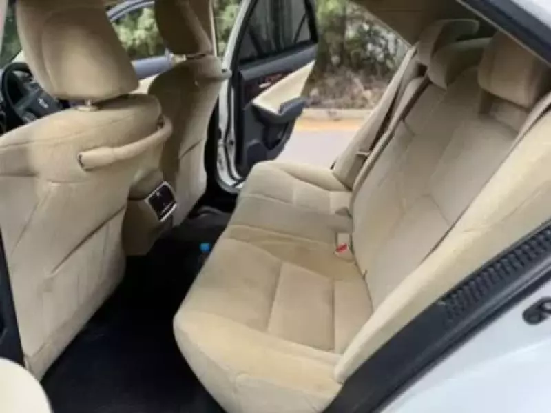 Toyota Crown   - 2015