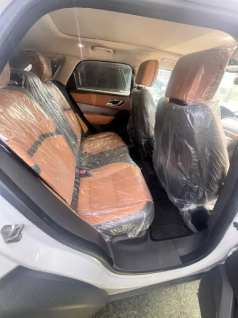 Land Rover Range Rover Velar   - 2019