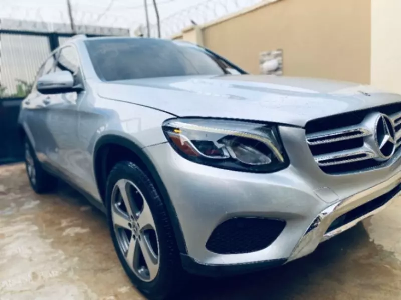 Mercedes-Benz GLC 300   - 2017