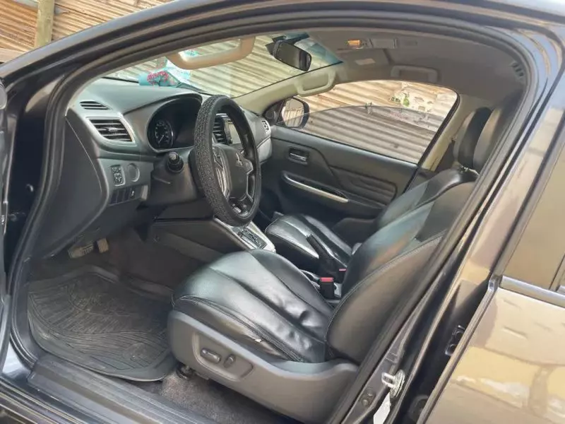 Mitsubishi L200 D/C Sportero A/T