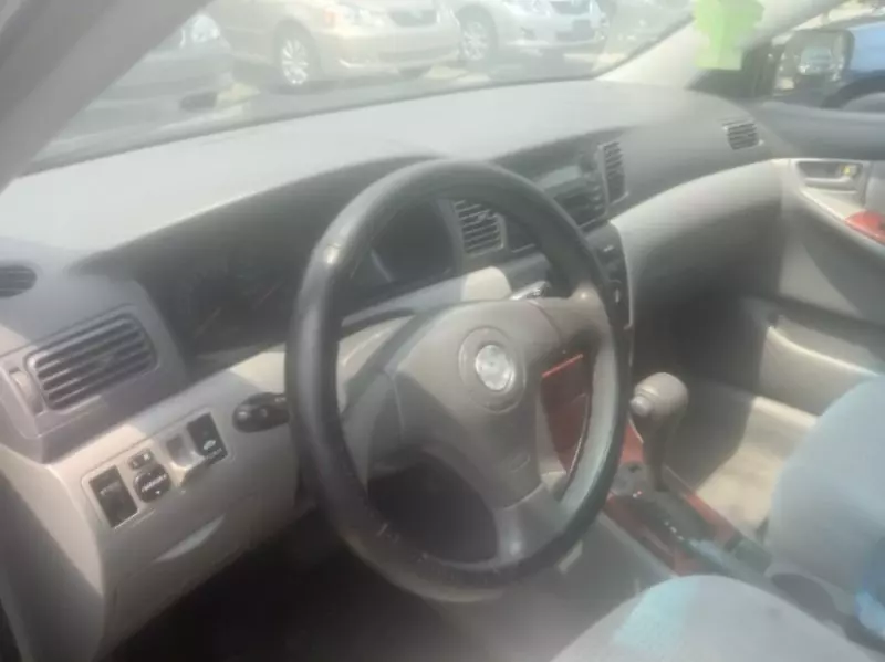 Toyota Corolla   - 2013