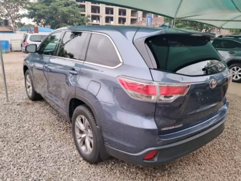 Toyota Highlander   - 2009