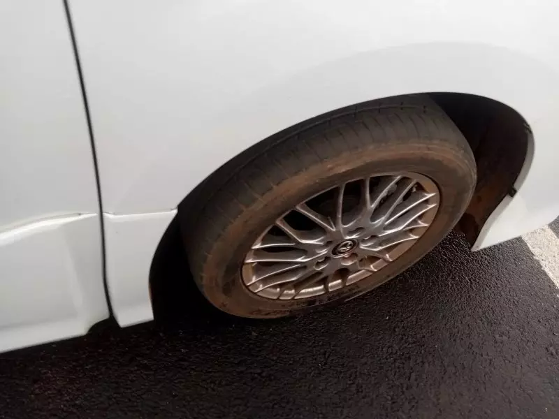 Toyota Noah Hybrid   - 2017