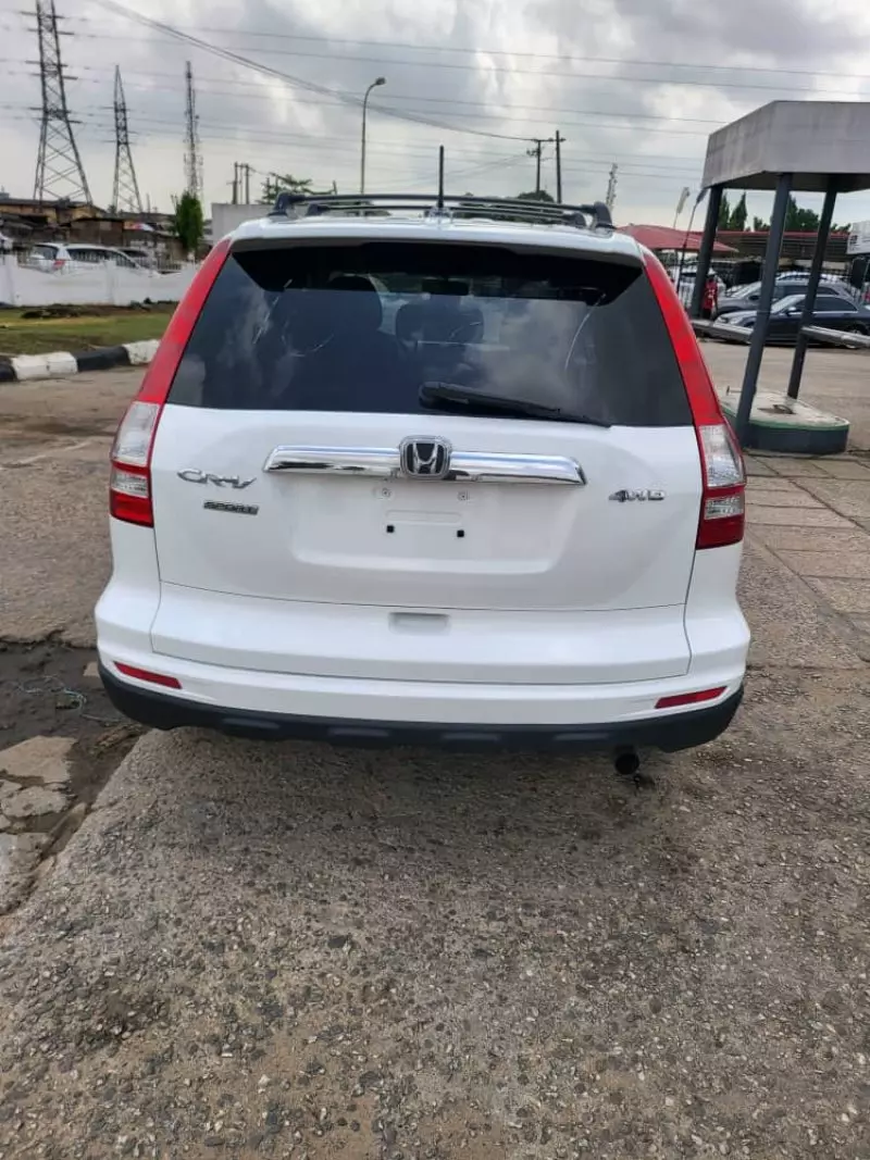 Honda CR-V   - 2011