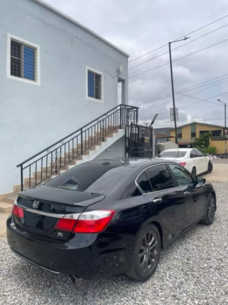 Honda Accord   - 2014