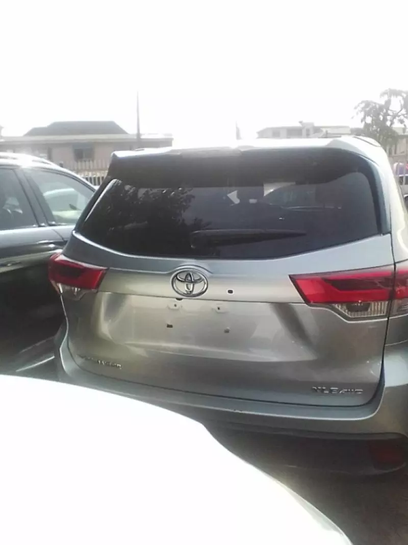 Toyota Highlander - 2019